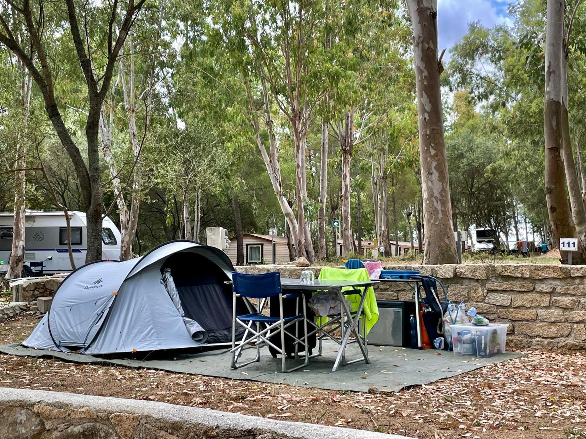 קניגיונה Villaggio Camping Golfo Di Arzachena מראה חיצוני תמונה